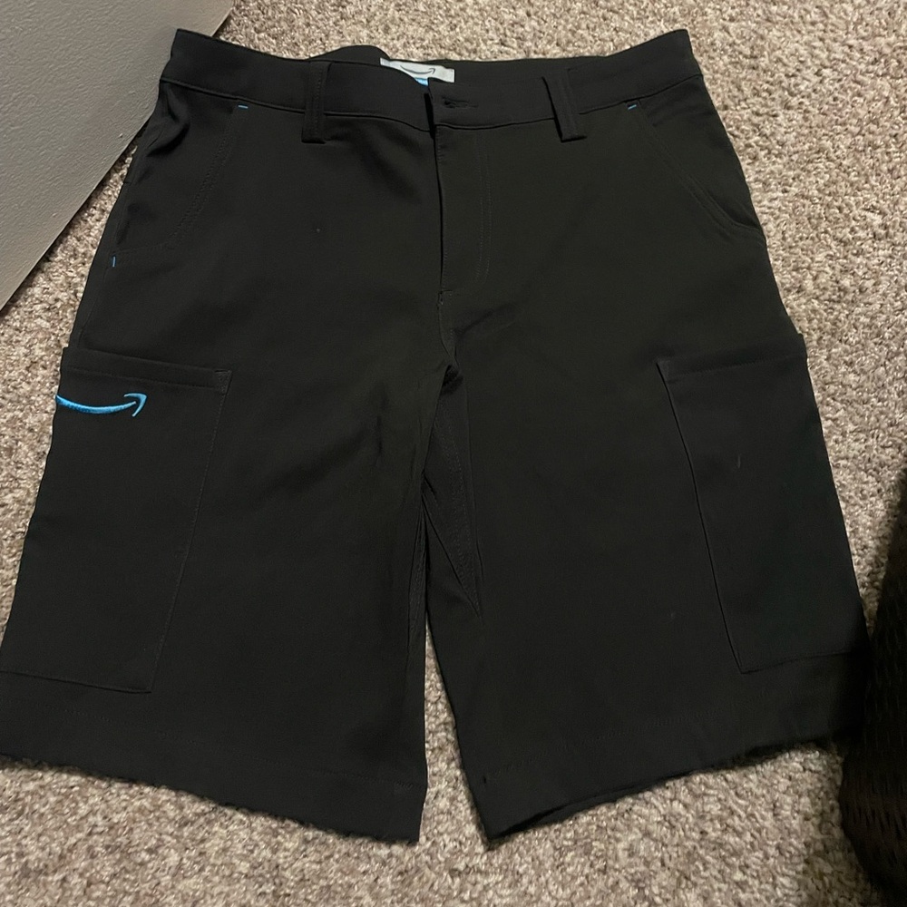 Amazon Shorts - Picture 2 of 6